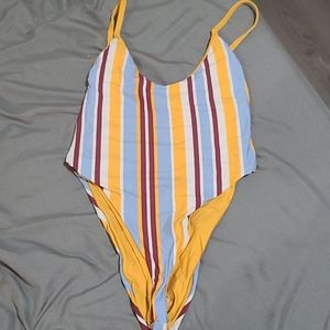 Venus Reversible one peice M